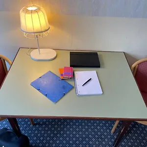 Hotel Tabor, Vienne