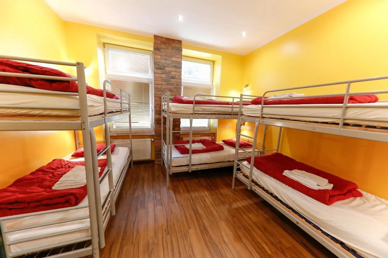 Do Step Inn Home - Hotel & Hostel Bécs Ausztria
