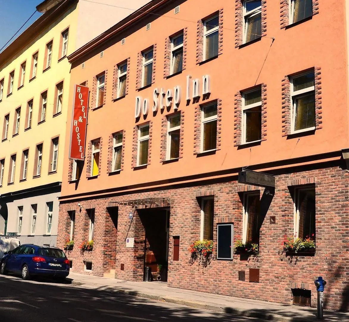 Do Step Inn Home - Hotel & Hostel Bécs