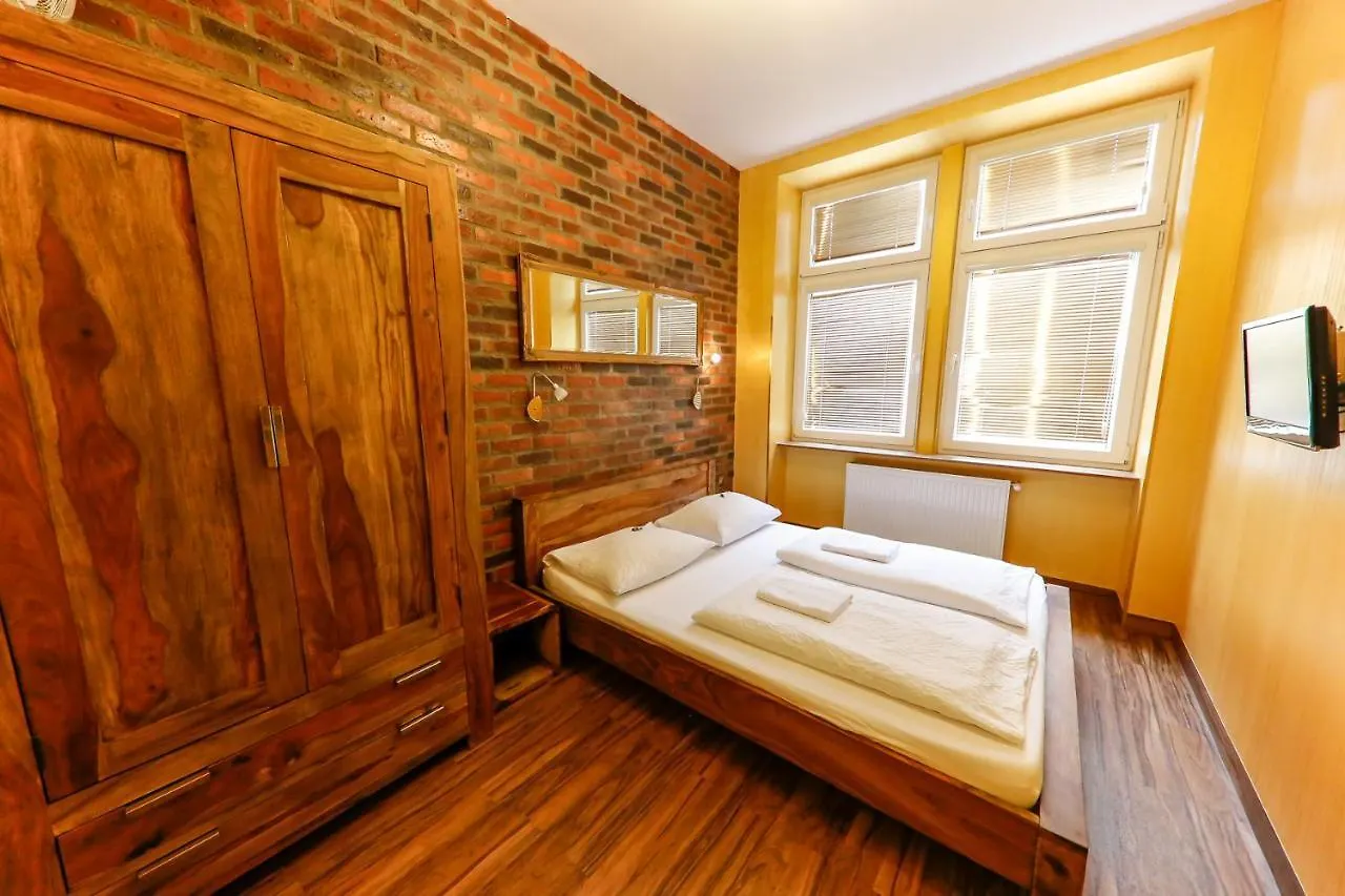 Do Step Inn Home - Hotel & Hostel Vienna