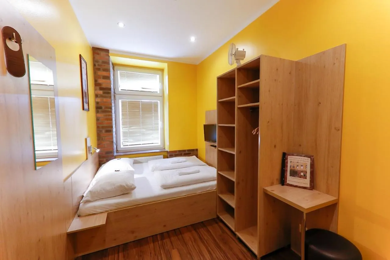 Do Step Inn Home - Hotel & Hostel Vienna 0*,