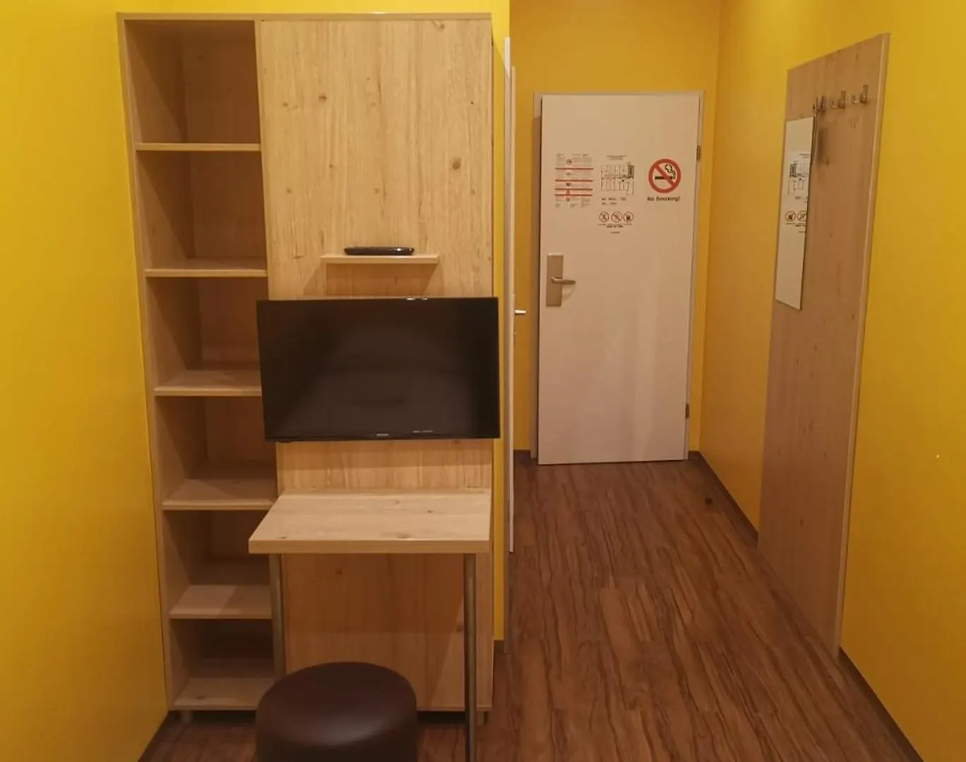 Do Step Inn Home - Hotel & Hostel Vienna Austria