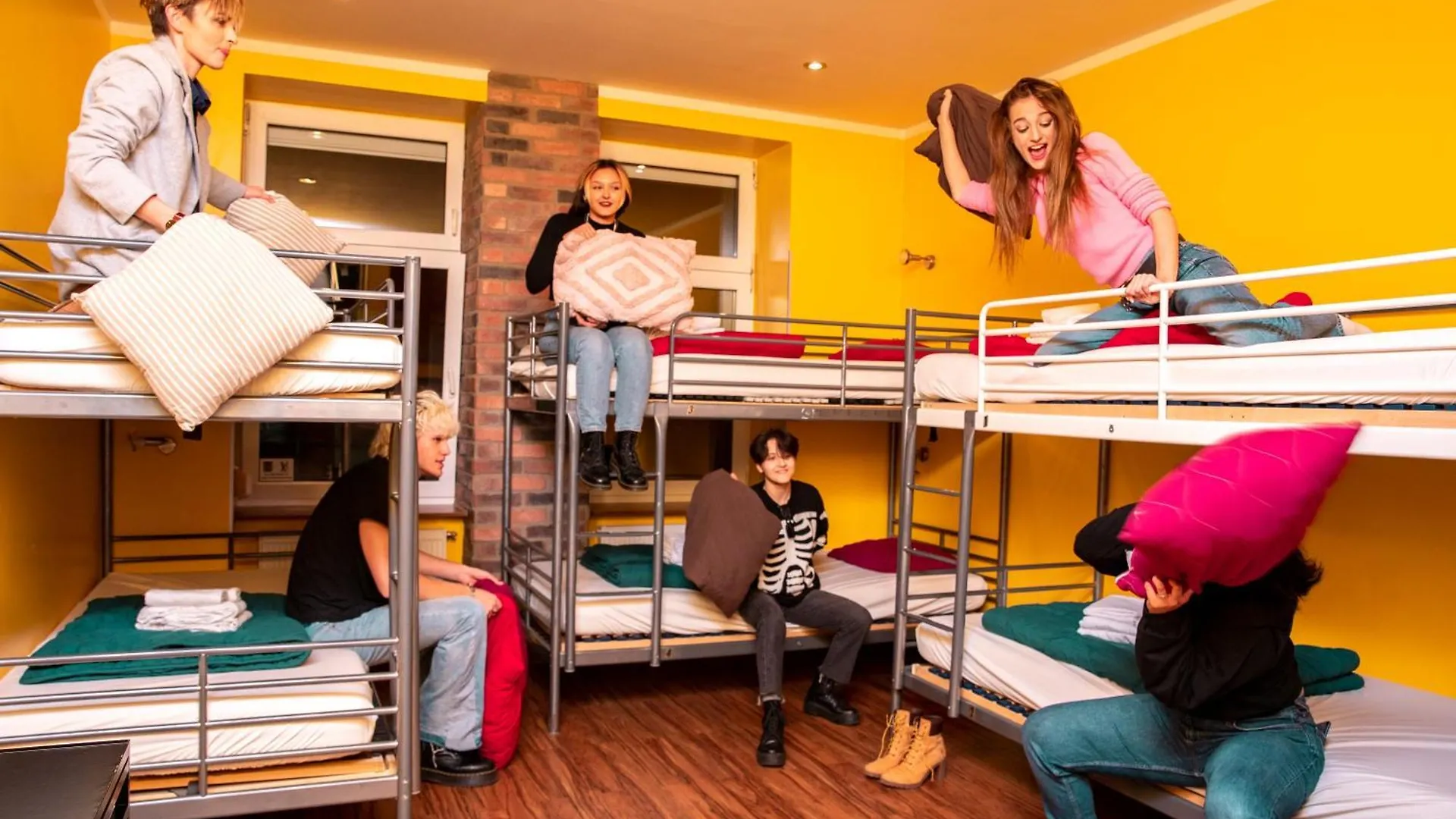 Do Step Inn Home - Hotel & Hostel Vienna