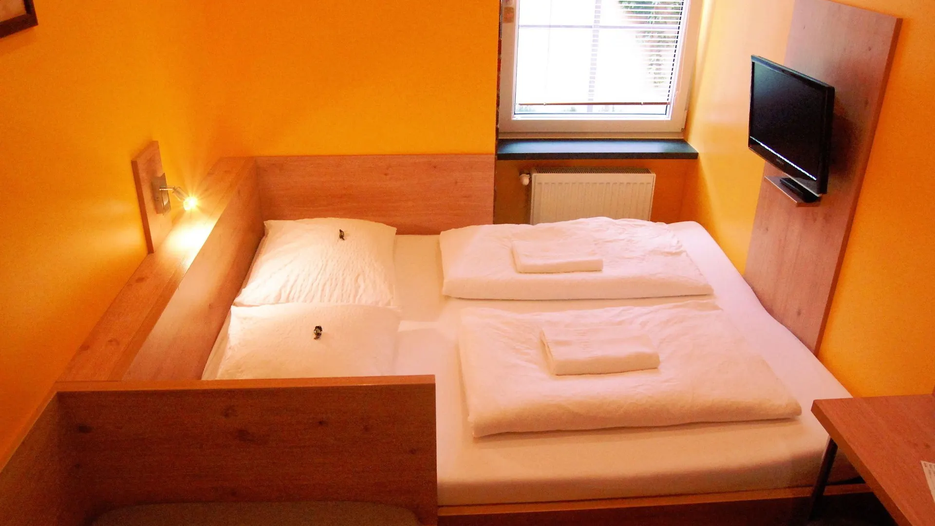 Do Step Inn Home - Hotel & Hostel Wiedeń Austria