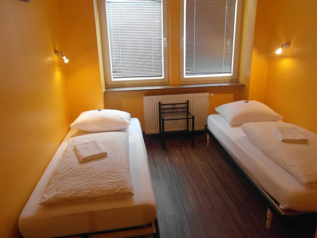 Do Step Inn Home - Hotel & Hostel Vienna Austria