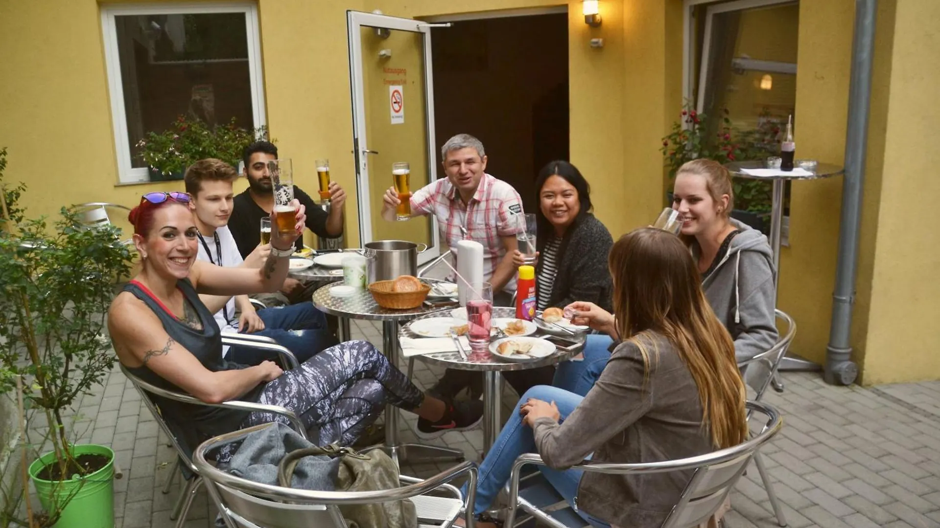 Do Step Inn Home - Hotel & Hostel Wiedeń 0*,