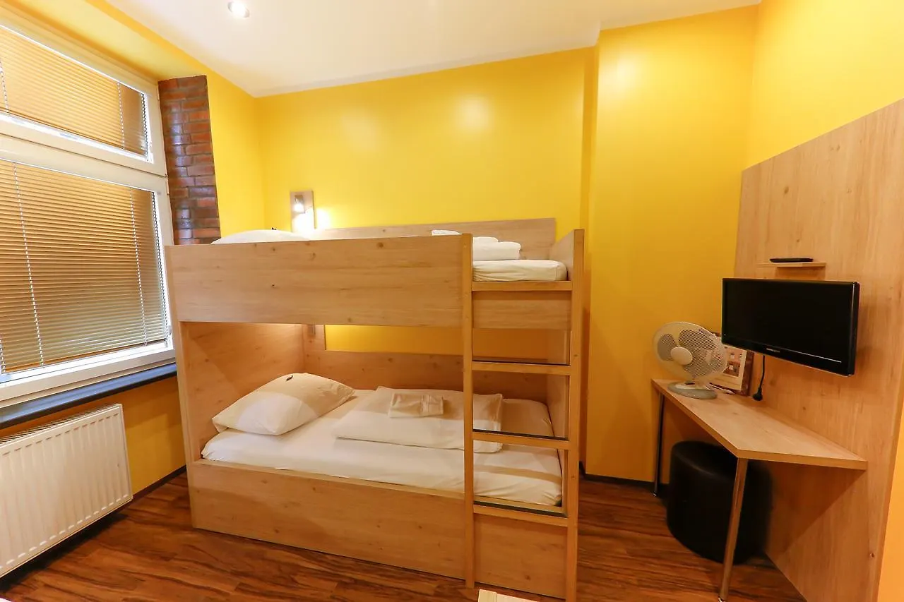 Do Step Inn Home - Hotel & Hostel Vienna